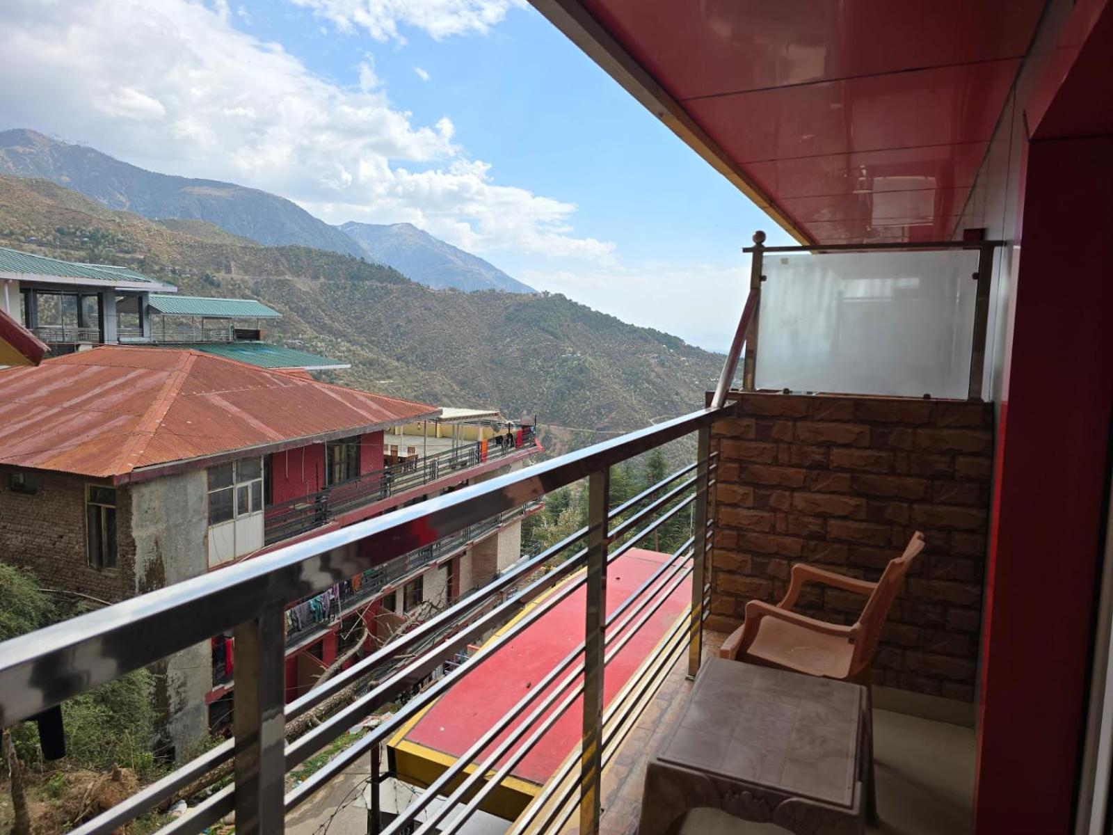 Hotel Starwud Kotagge McLeod Ganj Buitenkant foto